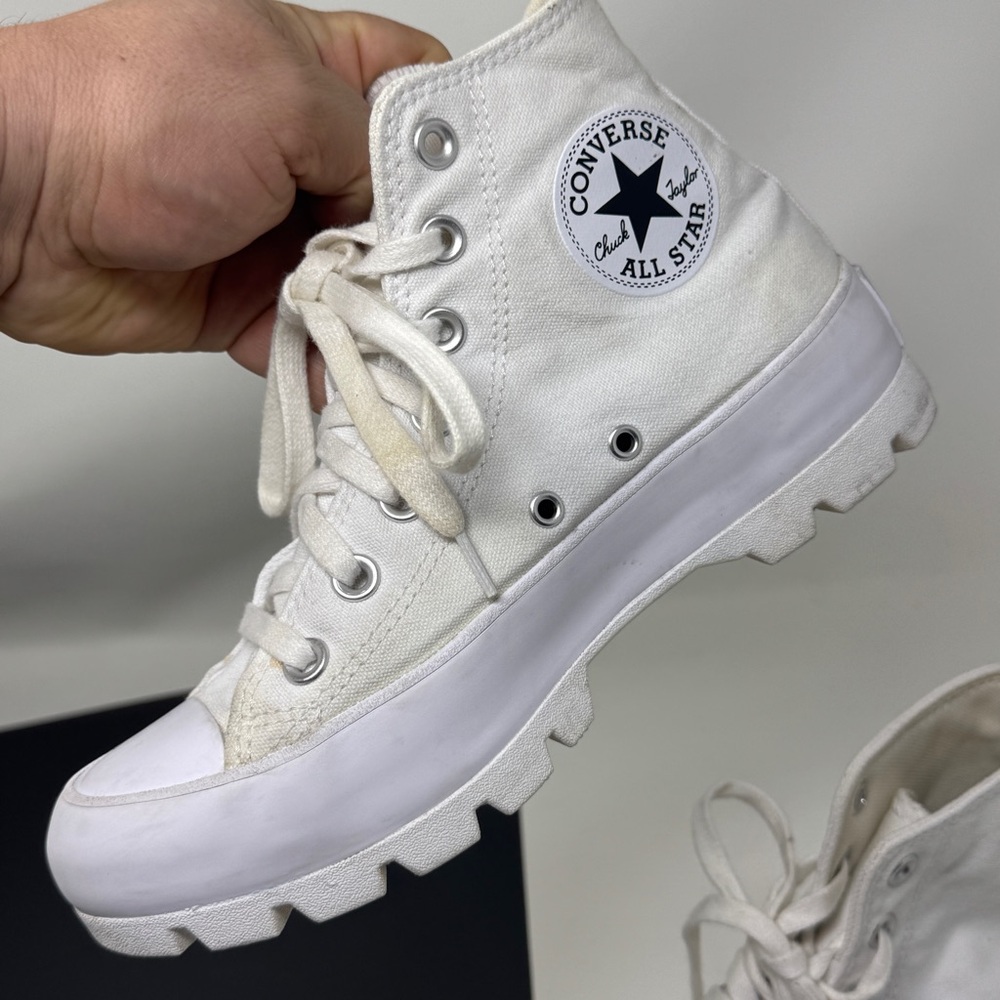 Converse ChuckTaylor AllStar White Canvas Chunk Lugged High Top Sneakers